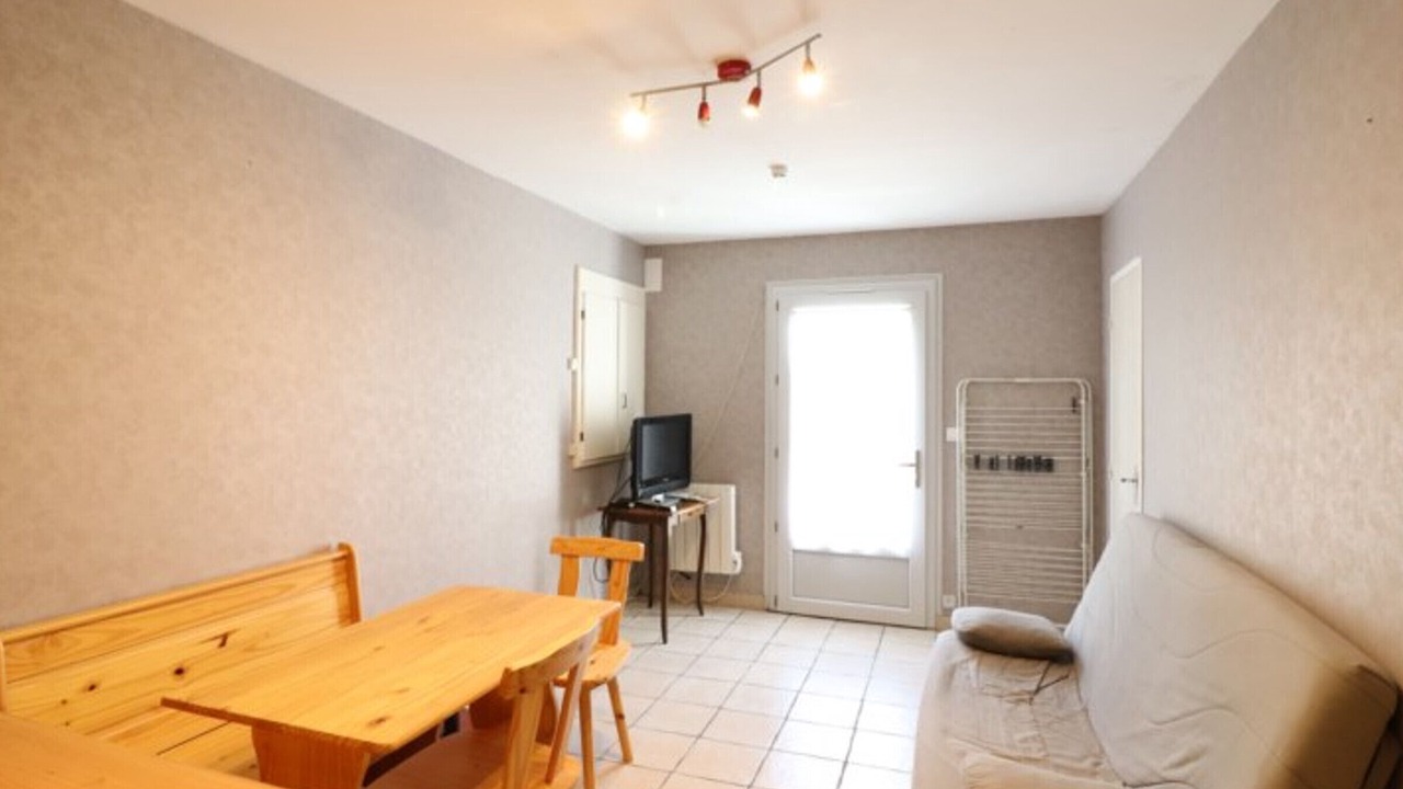 Photo of Others in Coltines