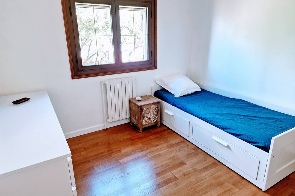 Photo of Bedroom in Saint-Mathieu-de-Treviers