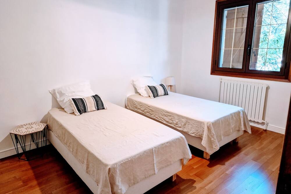 Photo of Bedroom in Saint-Mathieu-de-Treviers