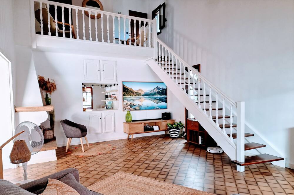 Photo of Livingroom in Saint-Mathieu-de-Treviers