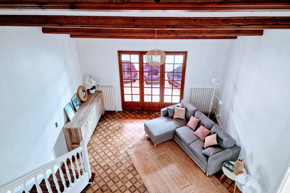 Photo of Livingroom in Saint-Mathieu-de-Treviers