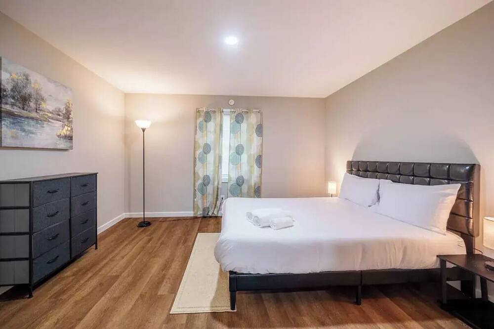 Photo of Bedroom in Bynum