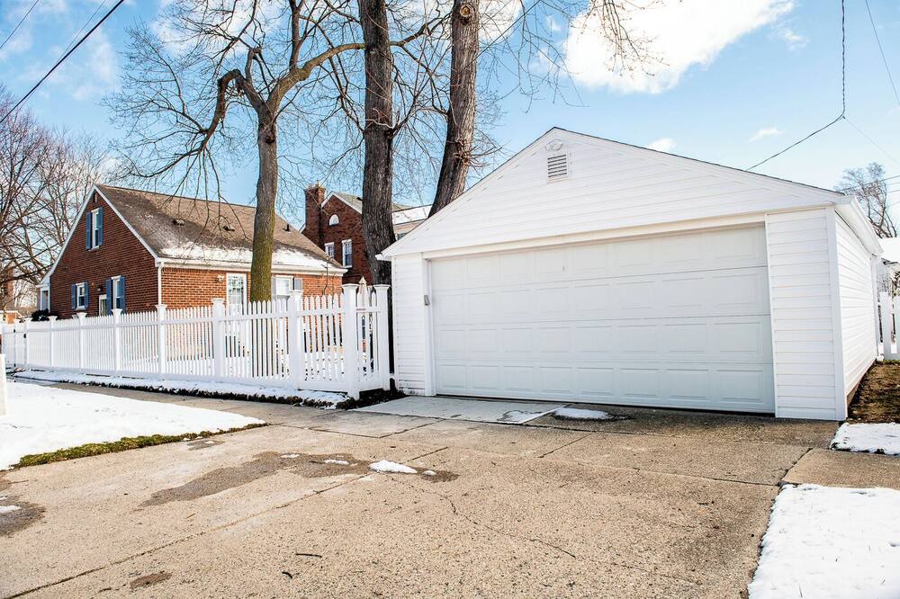 Photo of Outdoor in Grosse Pointe Woods