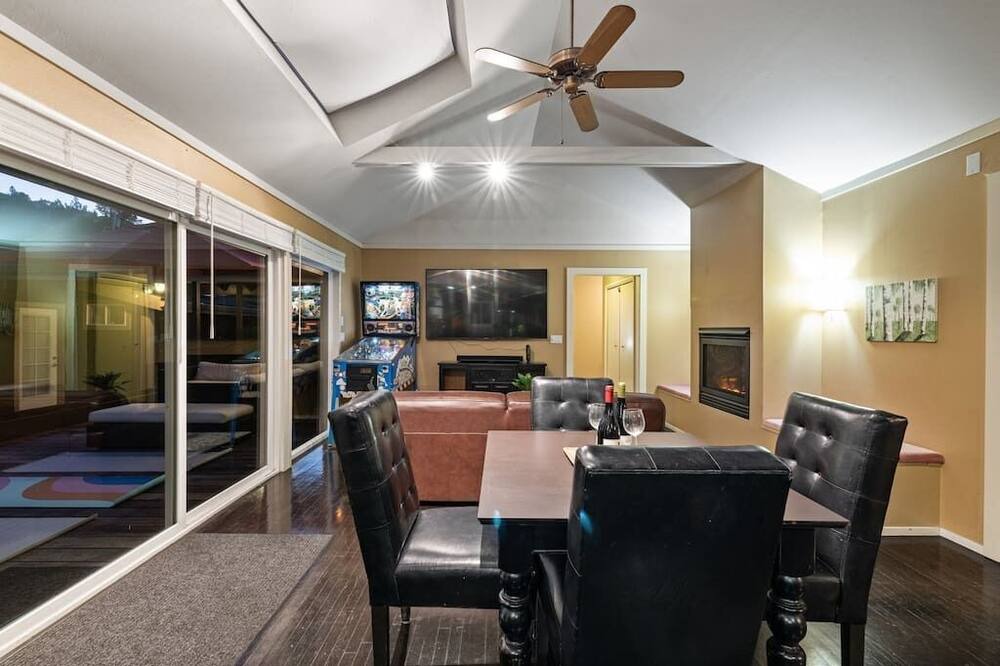 Photo of Others in Sleepy Hollow