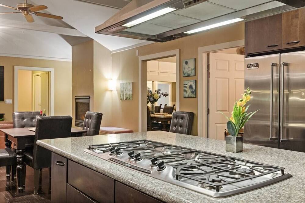 Photo of Others in Sleepy Hollow