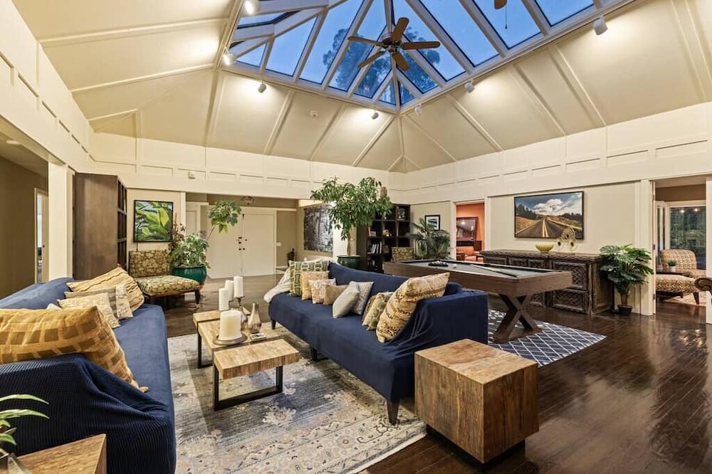 Photo of Others in Sleepy Hollow