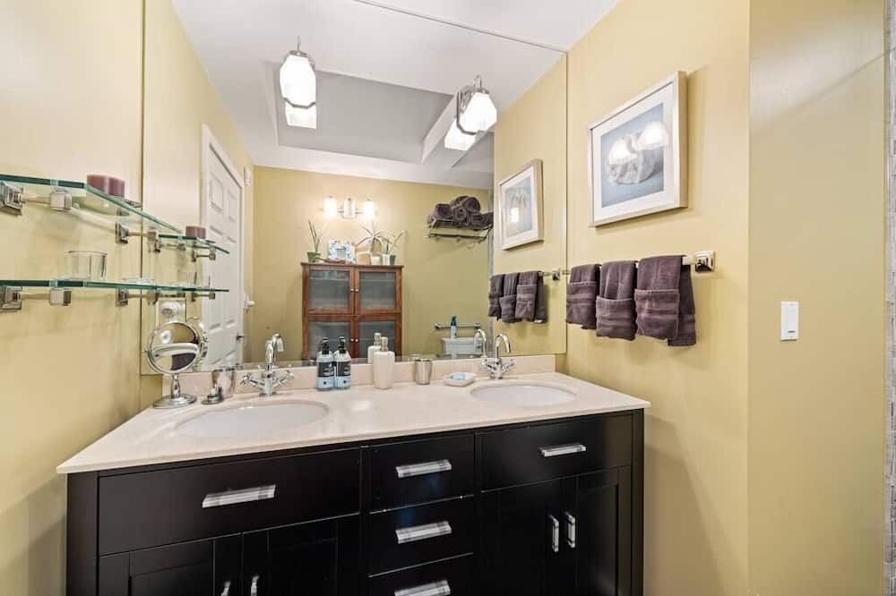 Photo of Others in Sleepy Hollow