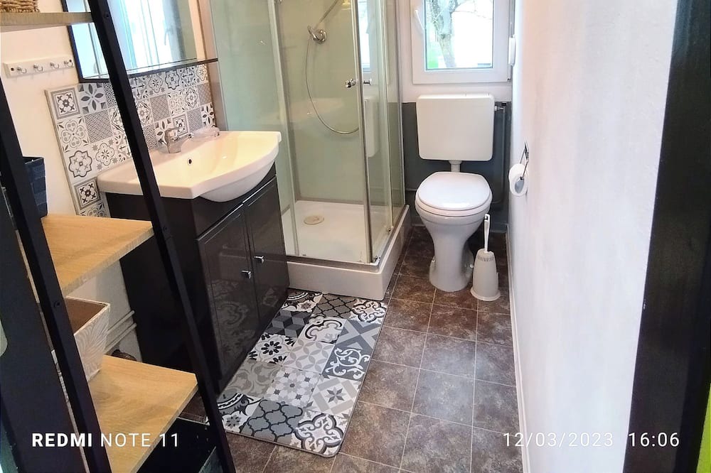 Photo of Bathroom in Stundwiller