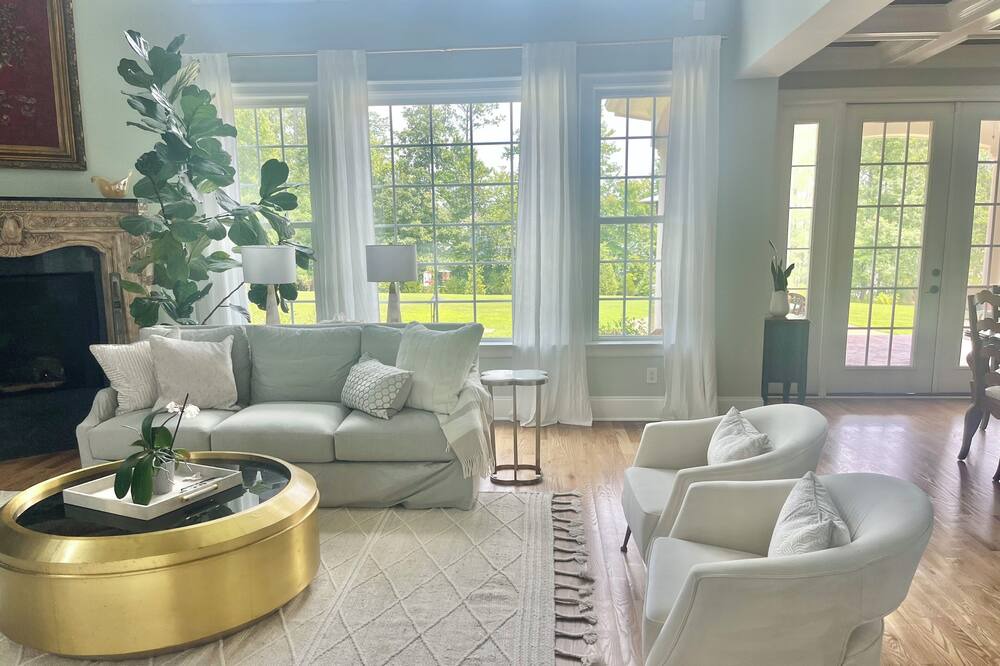 Photo of Livingroom in Wake Forest