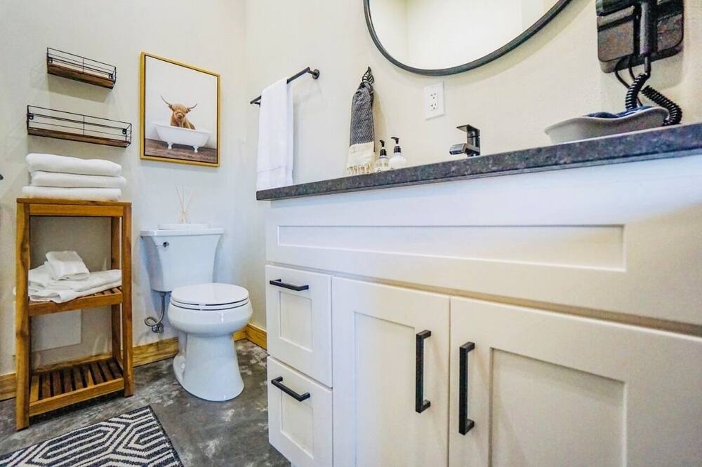 Photo of Bathroom in Yacolt