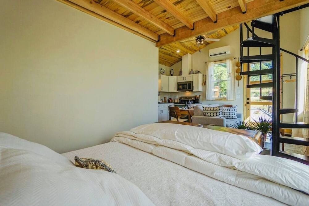 Photo of Bedroom in Yacolt