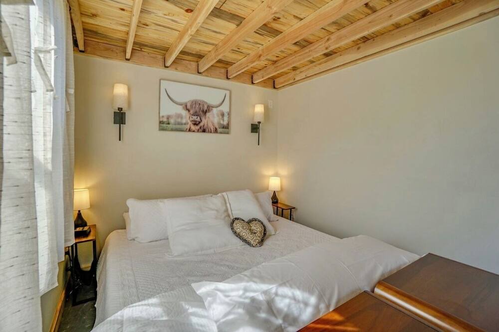 Photo of Bedroom in Yacolt