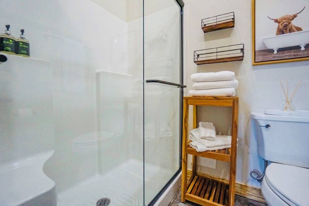 Photo of Bathroom in Yacolt