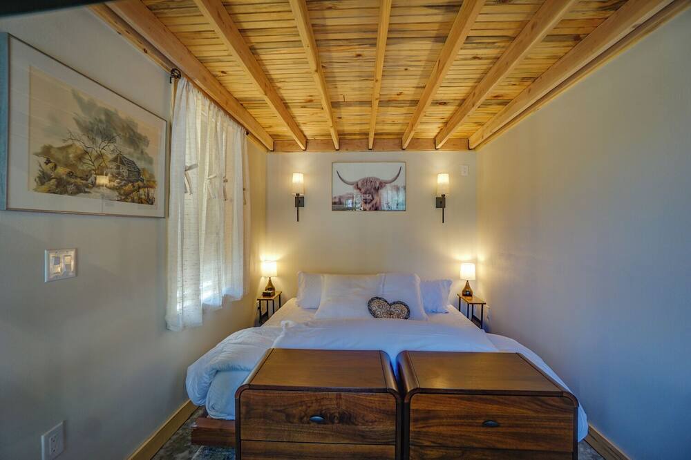 Photo of Bedroom in Yacolt
