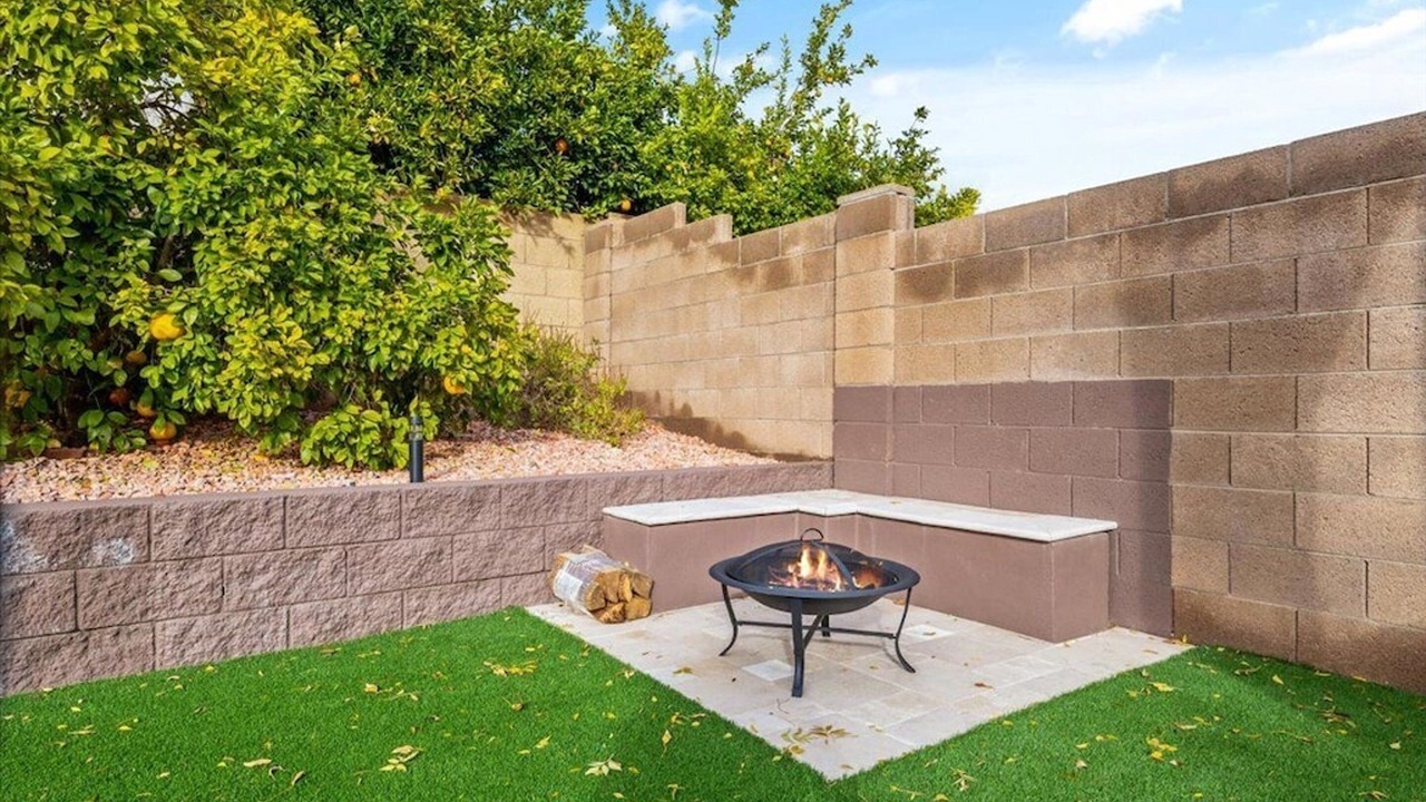 Photo of Patio Balcony in Dave Brown Utopia