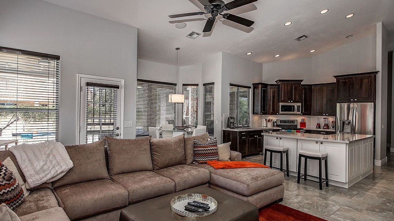Photo of Livingroom in Steeplechase