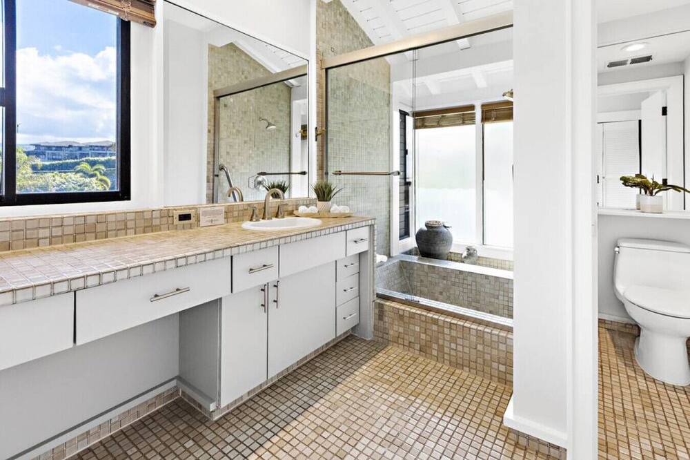 Photo of Others in Napili