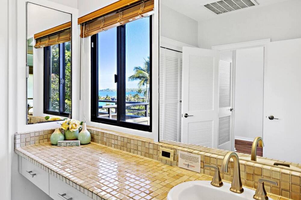 Photo of Others in Napili