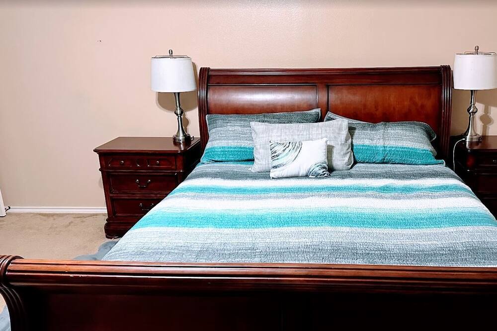 Photo of Bedroom in Krugerville