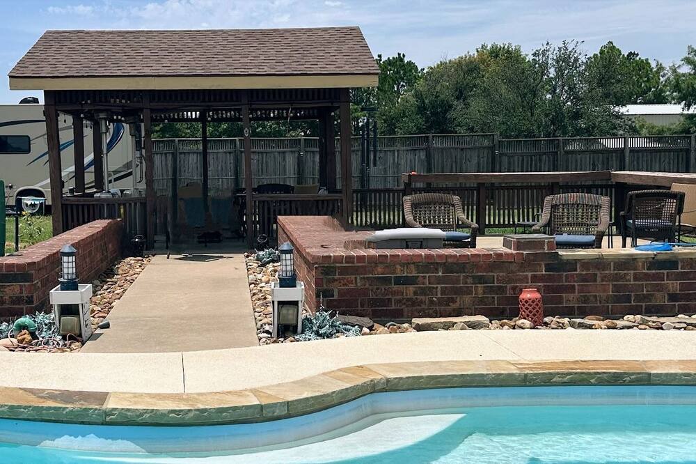 Photo of Outdoor in Krugerville