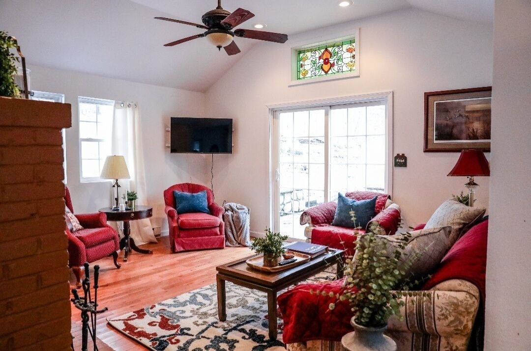 Photo of Livingroom in Ligonier