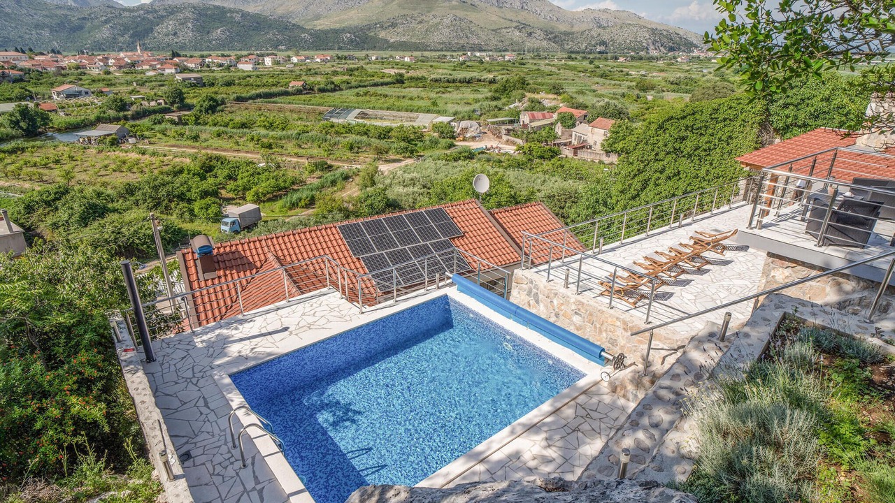 Photo of Outdoor in Opuzen