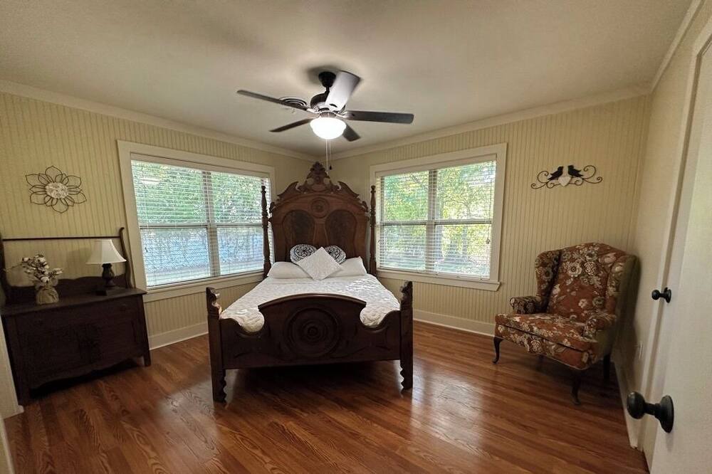 Photo of Bedroom in Carmine