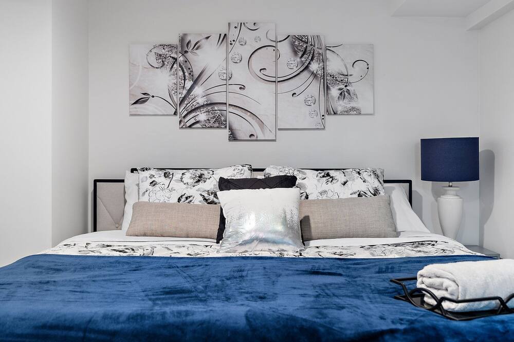 Photo of Bedroom in Boone Grove