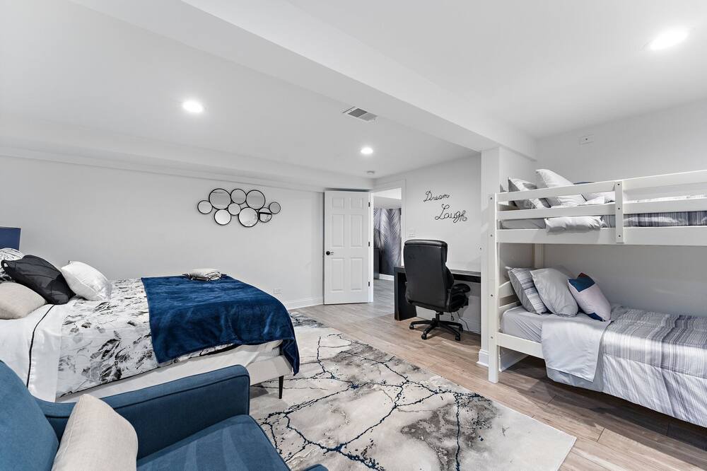Photo of Bedroom in Boone Grove