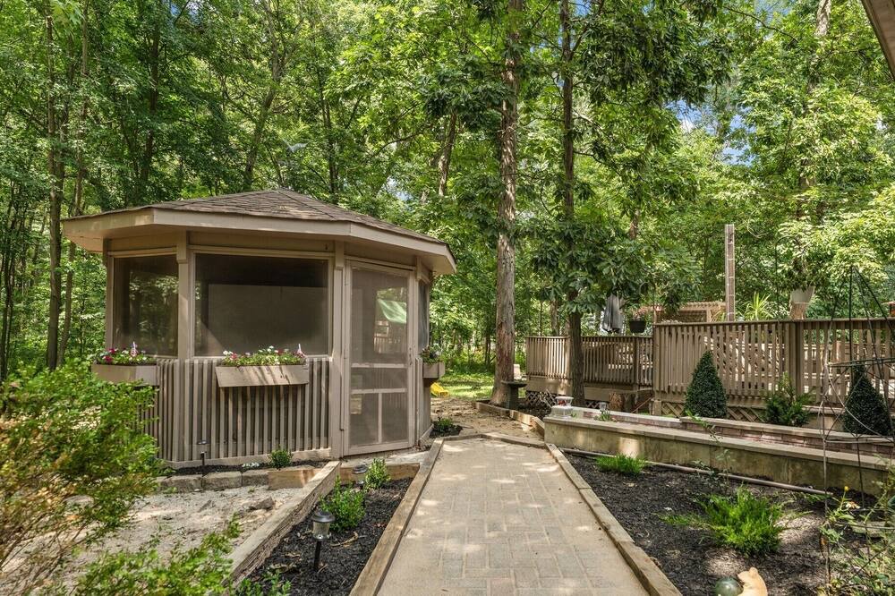 Photo of Outdoor in Boone Grove