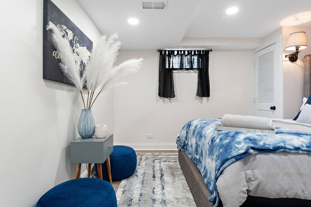 Photo of Bedroom in Boone Grove