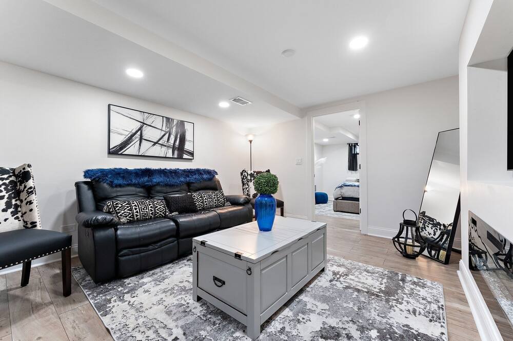 Photo of Livingroom in Boone Grove