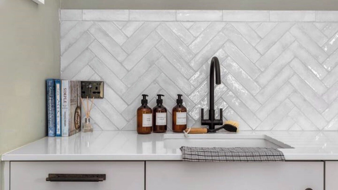 Photo of Kitchen in Abbots Salford