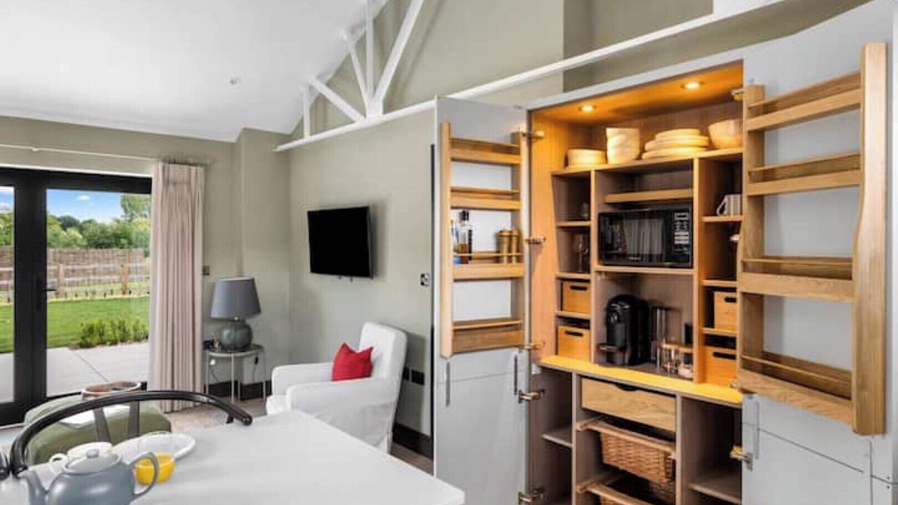 Photo of Kitchen in Abbots Salford