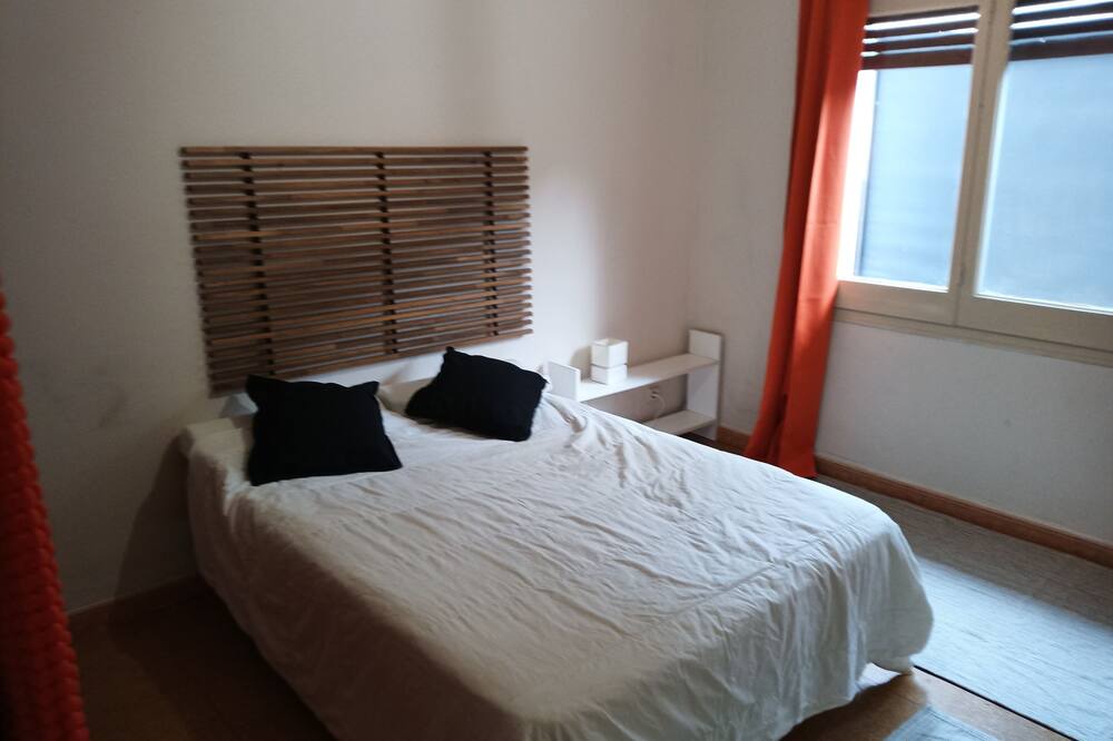 Photo of Bedroom in Vallromanes