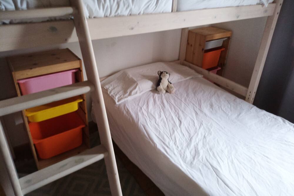 Photo of Bedroom in Vallromanes