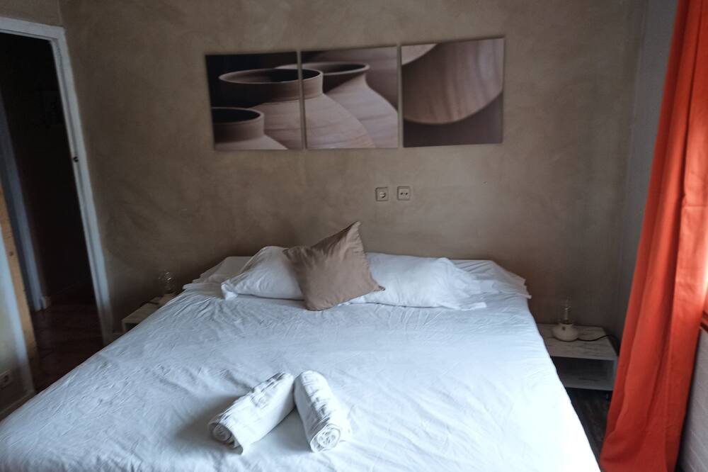 Photo of Bedroom in Vallromanes