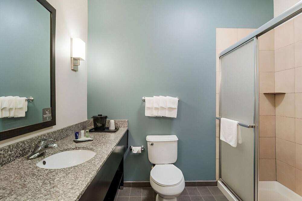 Photo of Bathroom in Kennesaw