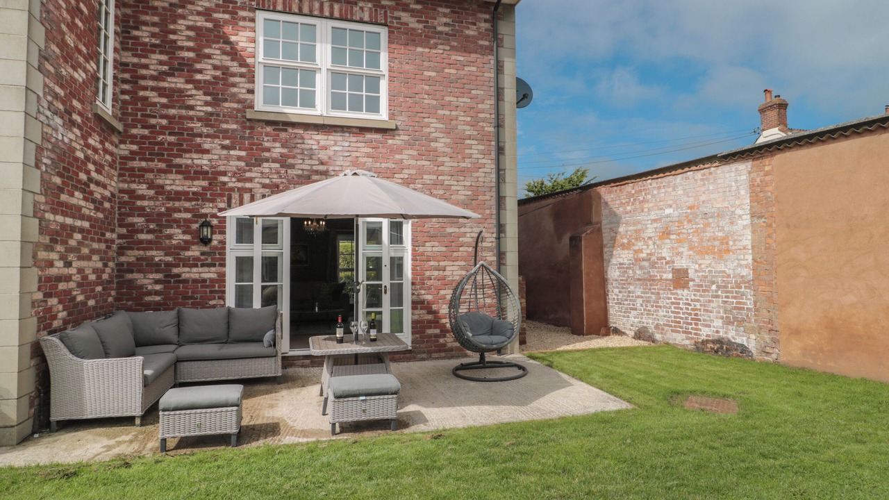 Photo of Outdoor in Highbridge