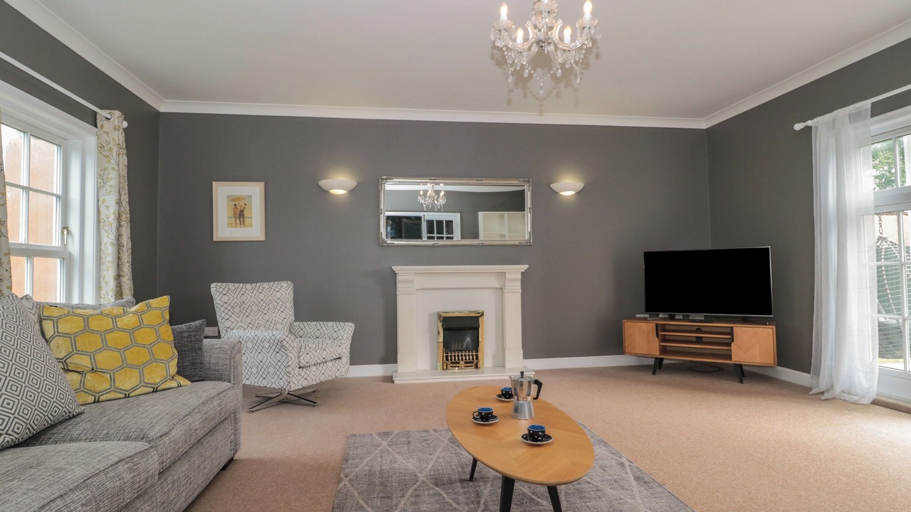 Photo of Livingroom in Highbridge