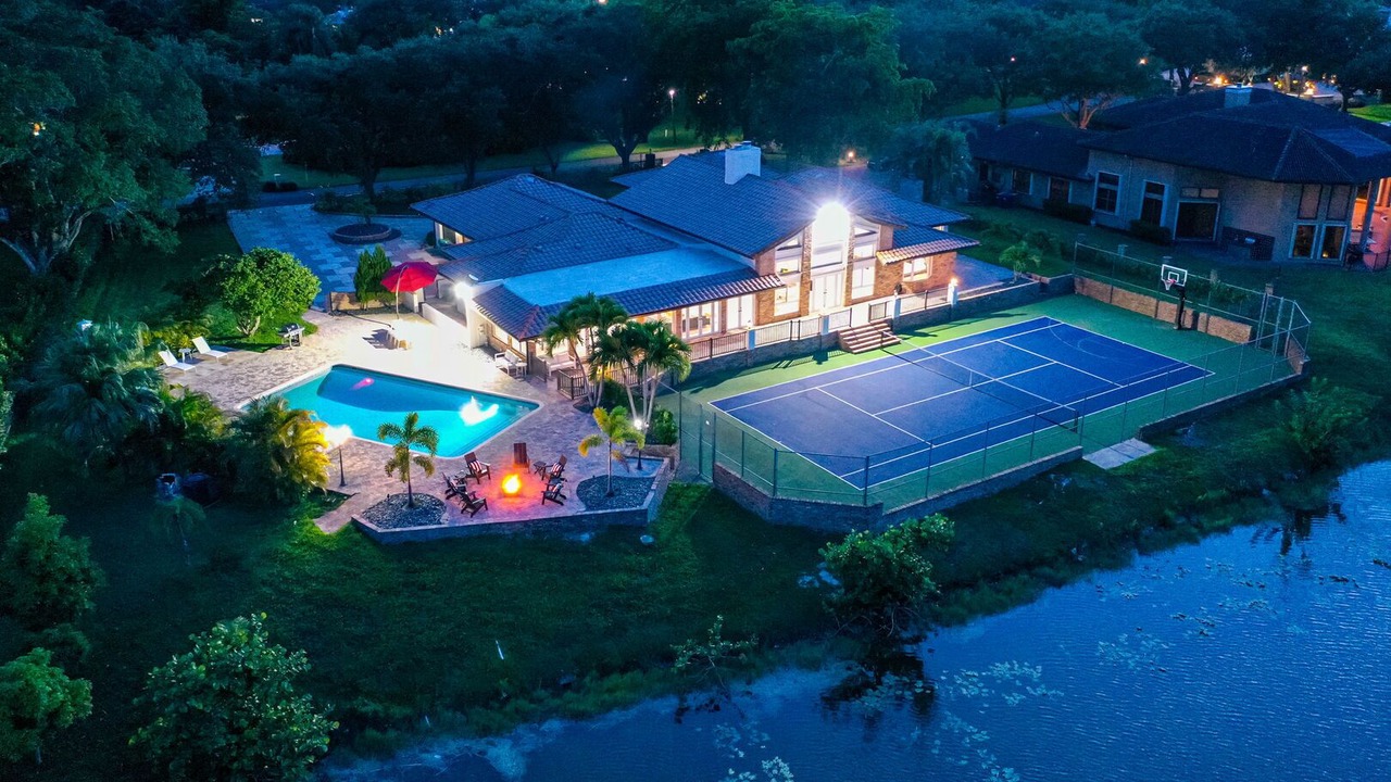Photo of Outdoor in Coral Springs