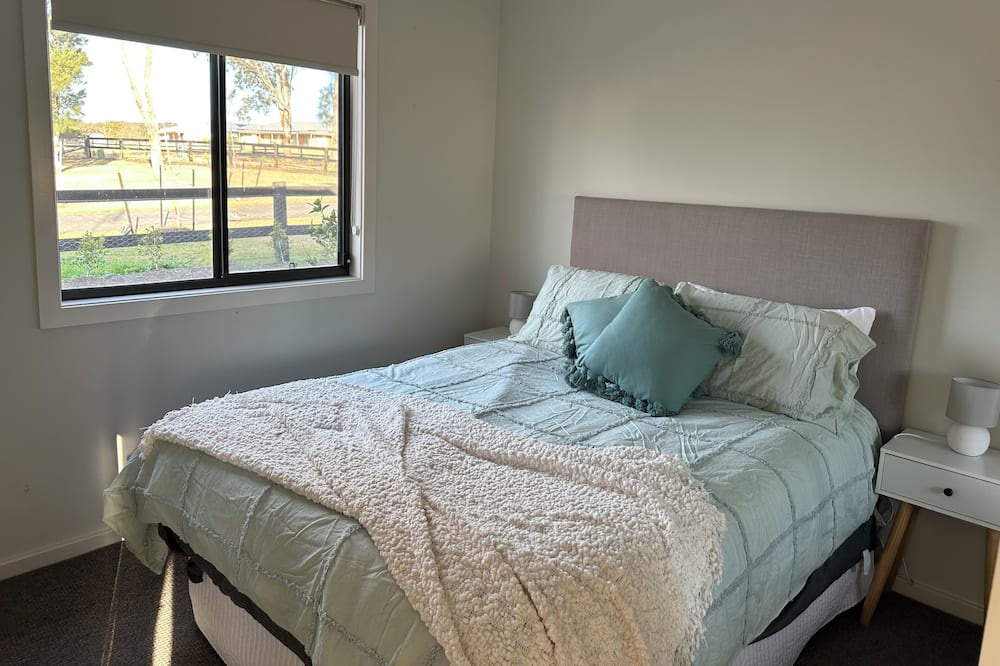 Photo of Bedroom in Louth Park