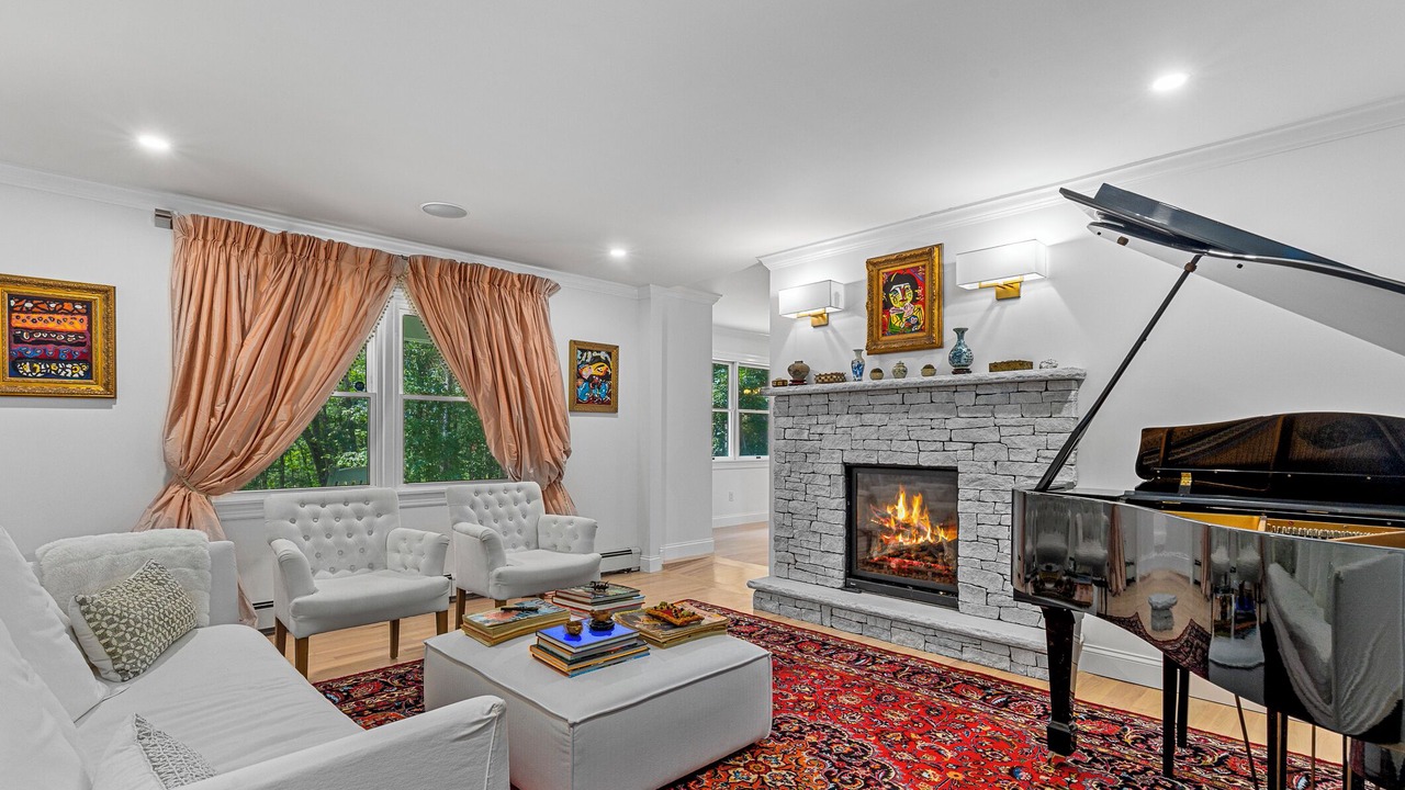 Photo of Livingroom in Rhinebeck