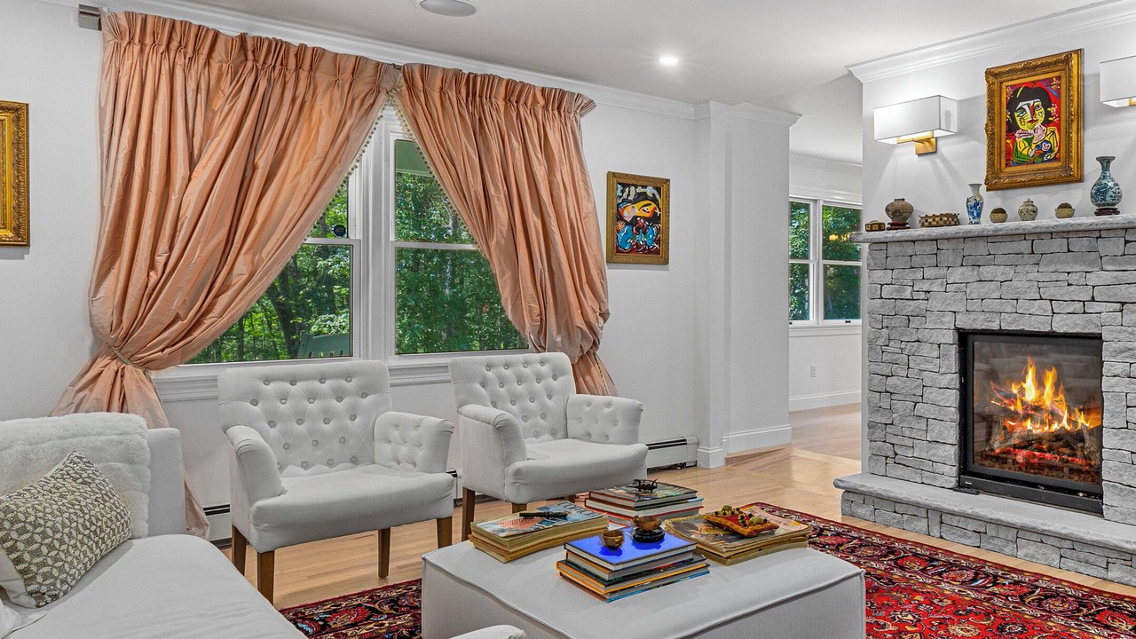Photo of Livingroom in Rhinebeck
