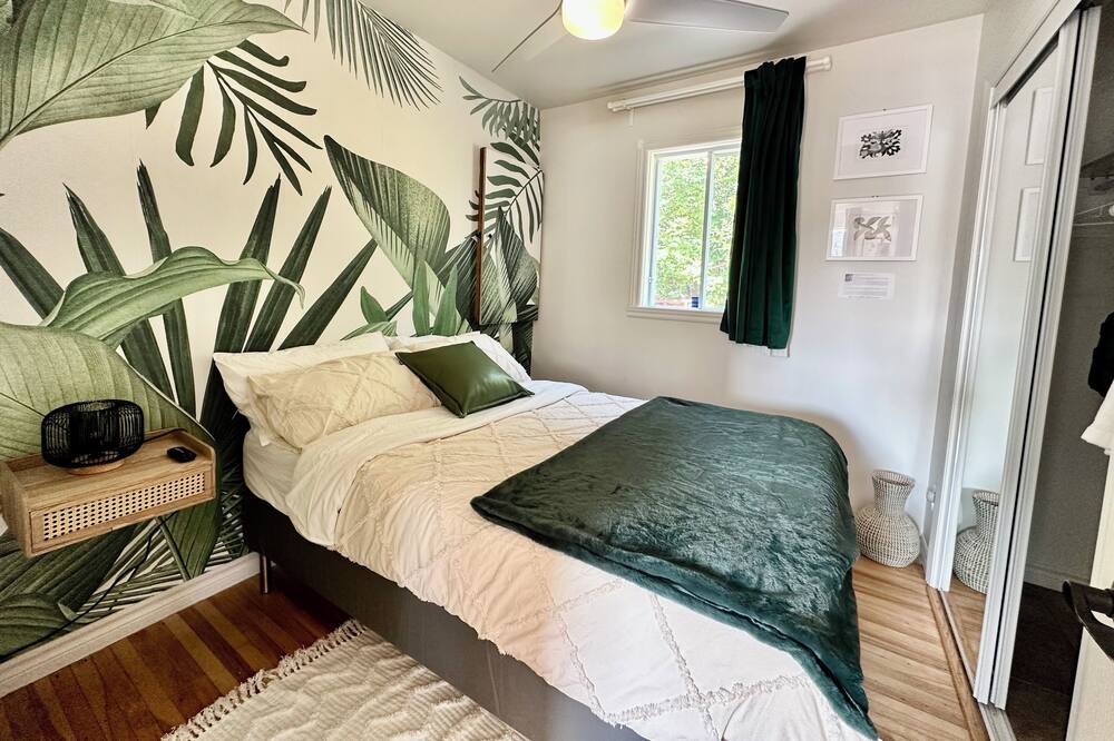Photo of Bedroom in Saint-Calixte
