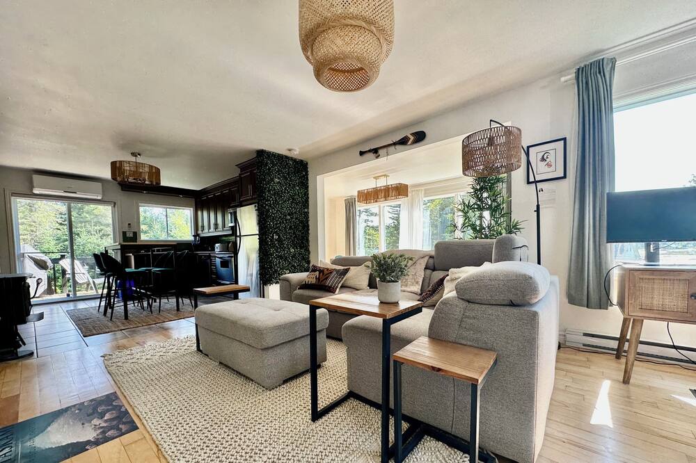 Photo of Livingroom in Saint-Calixte