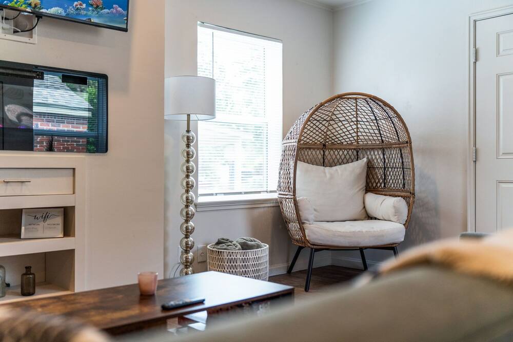 Photo of Livingroom in Tulsa