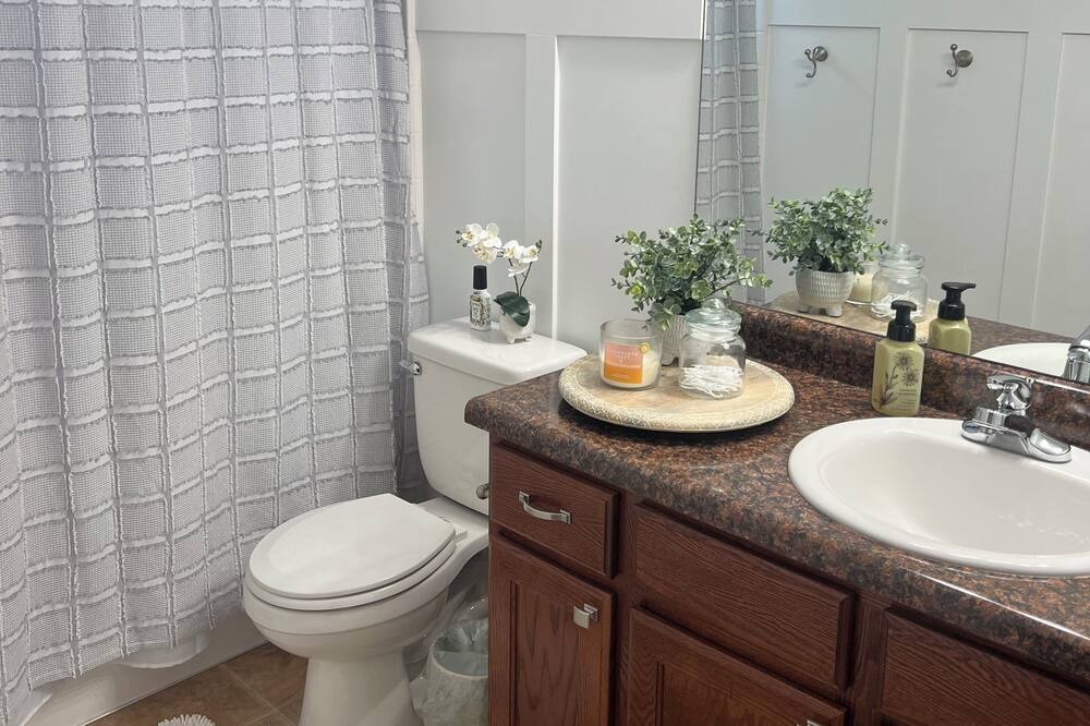 Photo of Bathroom in North Salt Lake