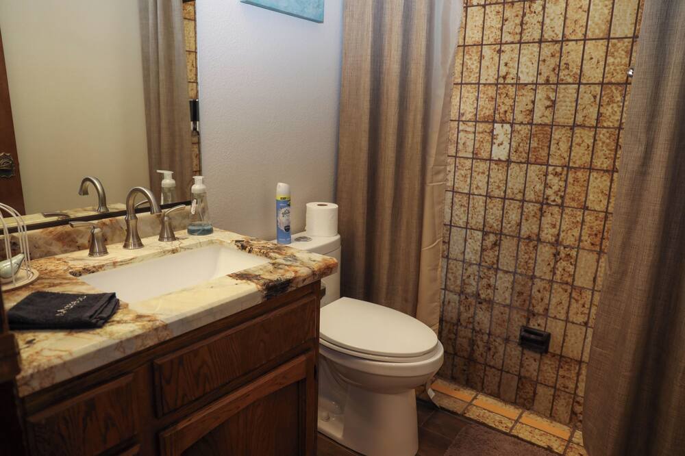 Photo of Bathroom in Jurupa Valley