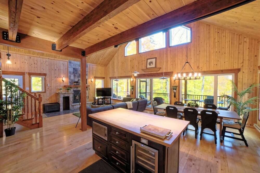 Photo of Kitchen in Lac-aux-Sables